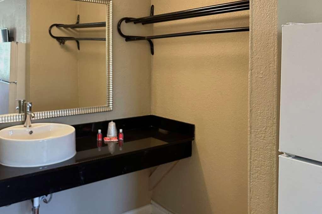 Hotel Econo